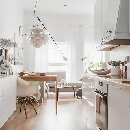 Modern And Centrally Located Bergen