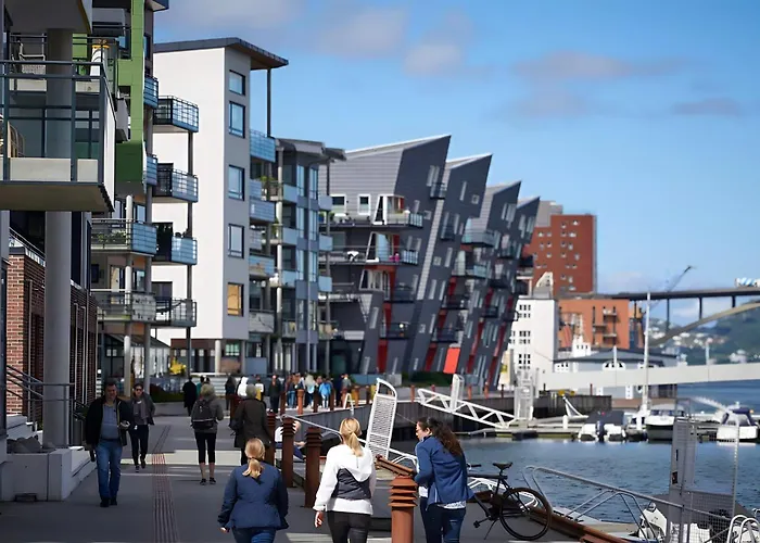 Modern And Centrally Located Apartamento Bergen